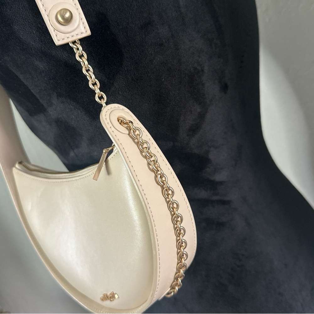 Cult Gaia Nadia Half-Moon Shoulder Bag - SOLD OUT !! - Picture 8 of 9